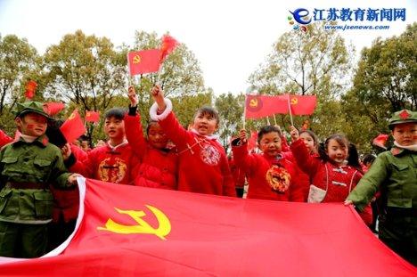 盛典无滤镜截图曝众星状态：胡歌满脸坑，马伊琍沧桑，秦岚也老了